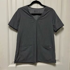 Steel grey medium 3 pocket women’s FIGS scrub top